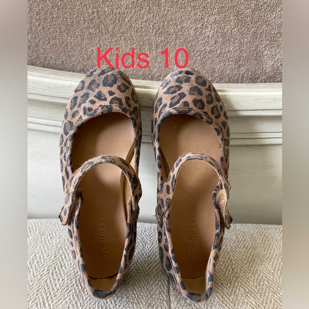 Size 10 ballet flats